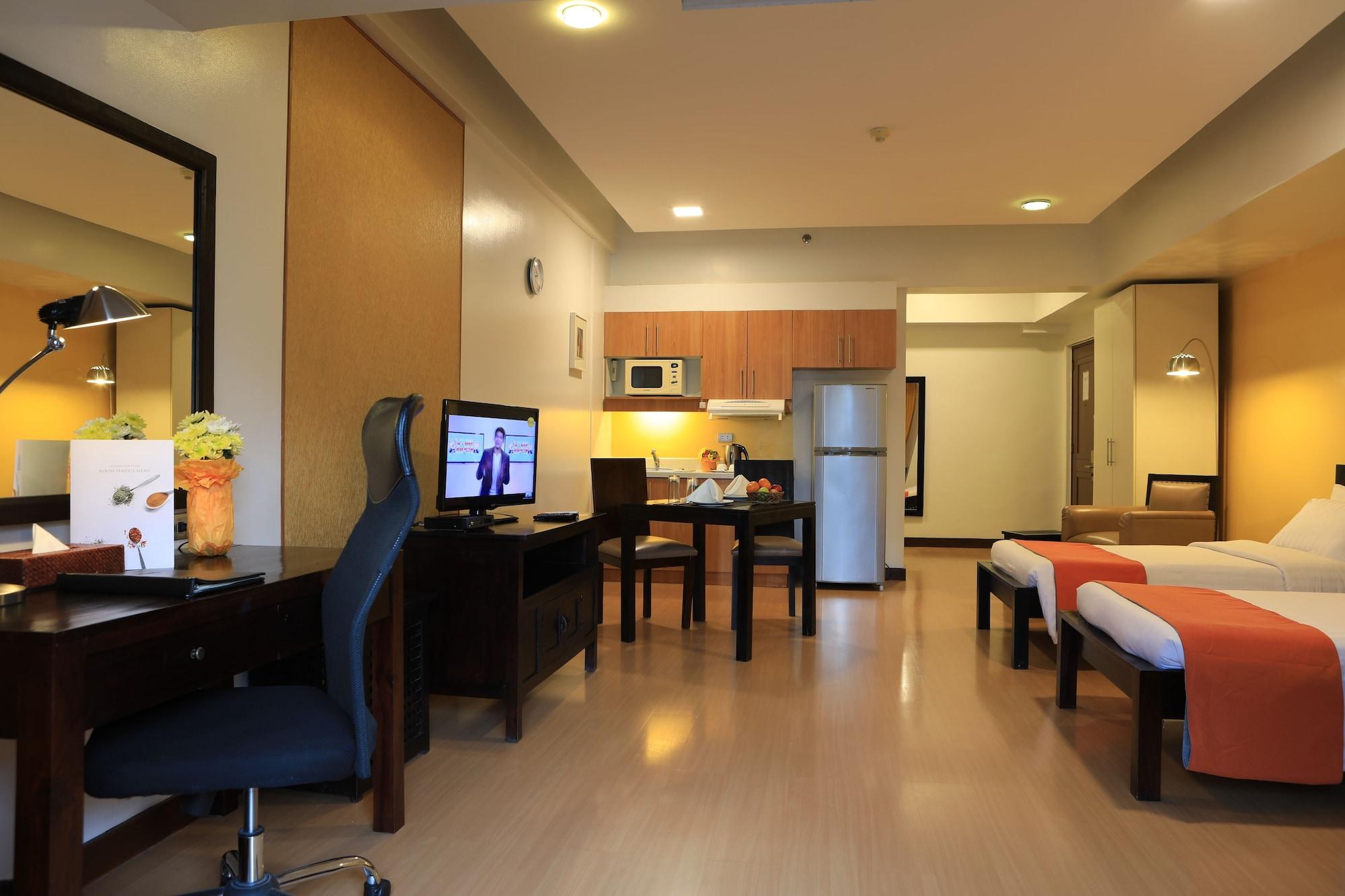 The Malayan Plaza Hotel Pasig City Extérieur photo