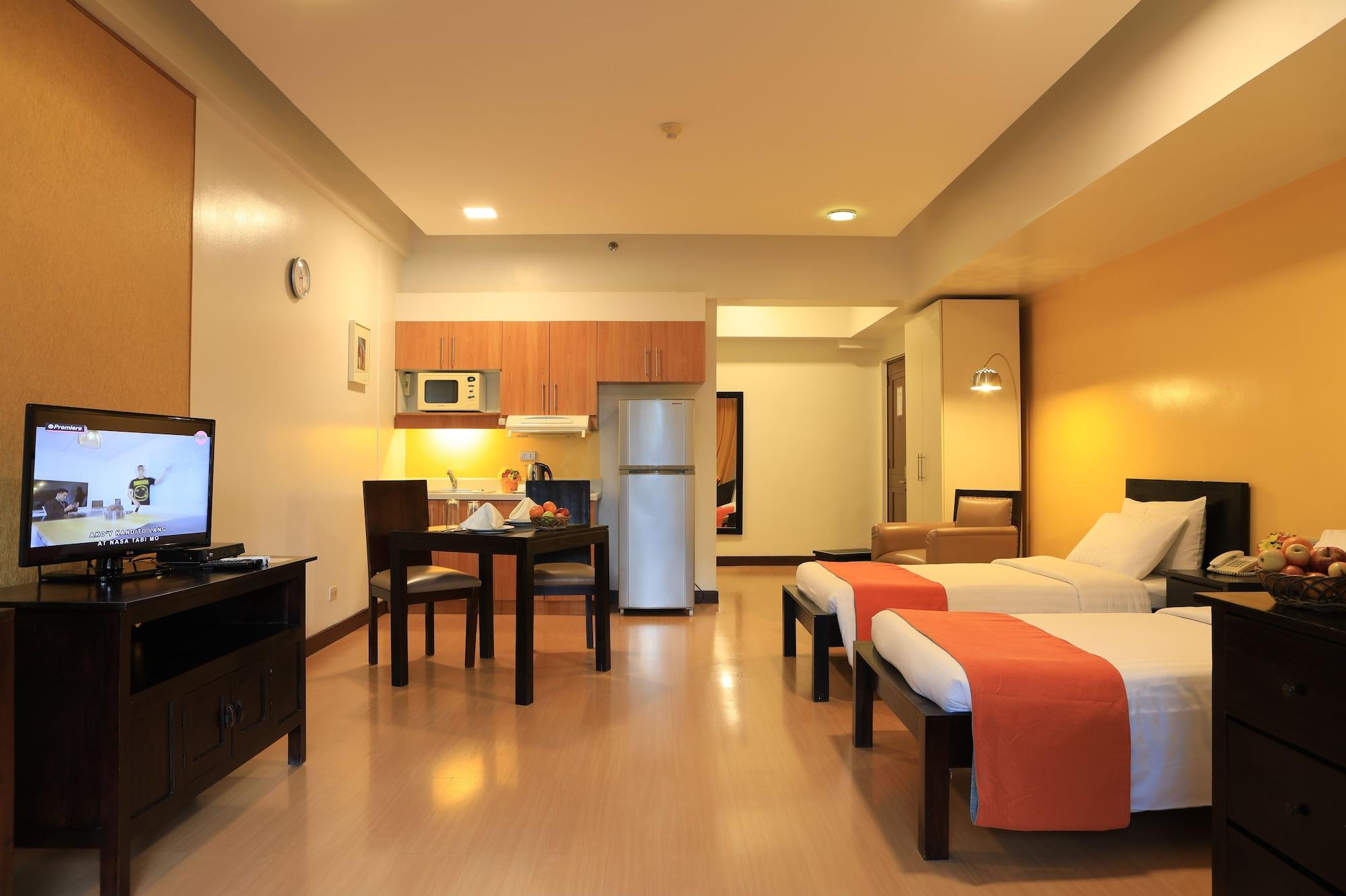 The Malayan Plaza Hotel Pasig City Extérieur photo