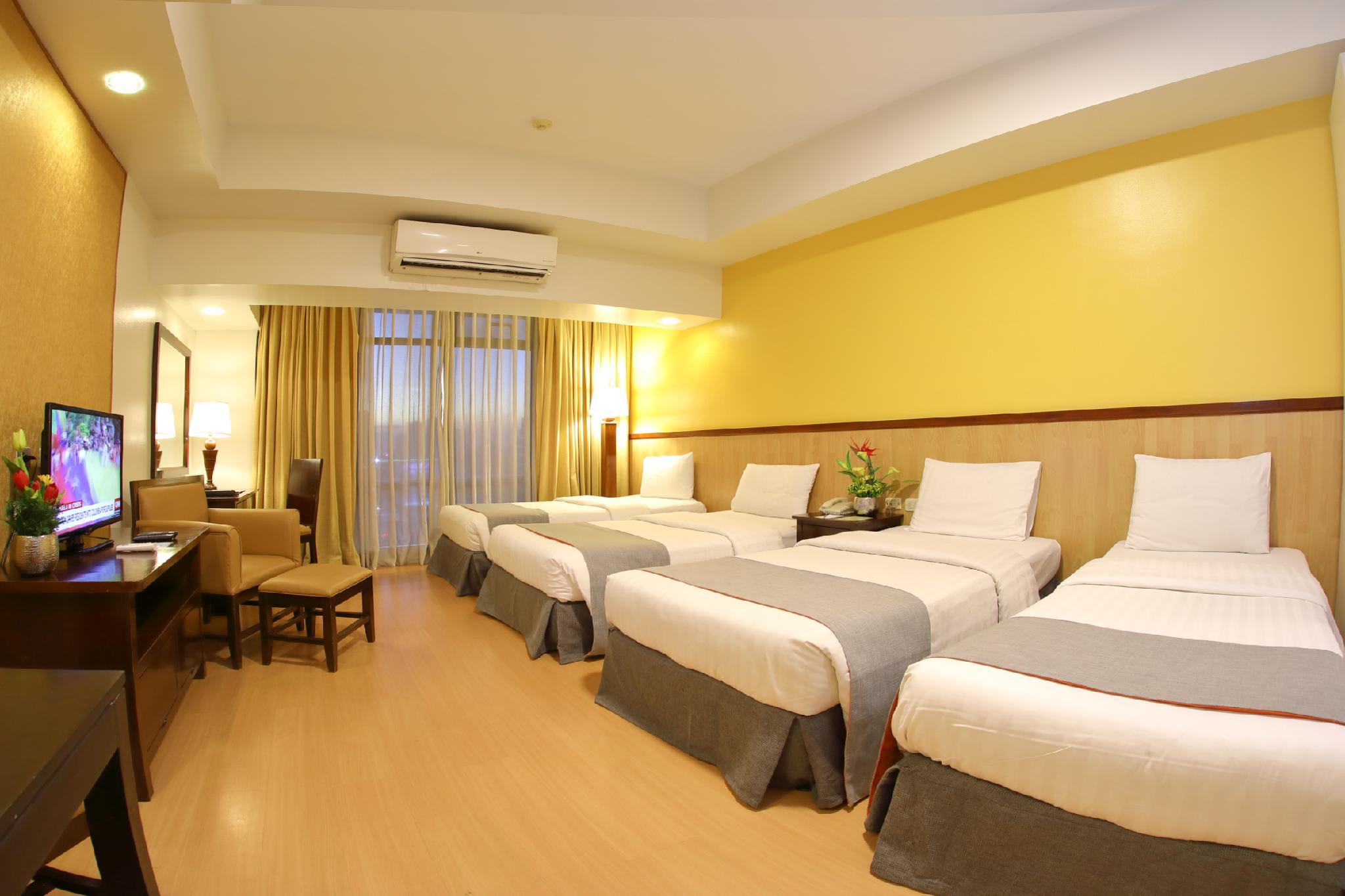 The Malayan Plaza Hotel Pasig City Extérieur photo