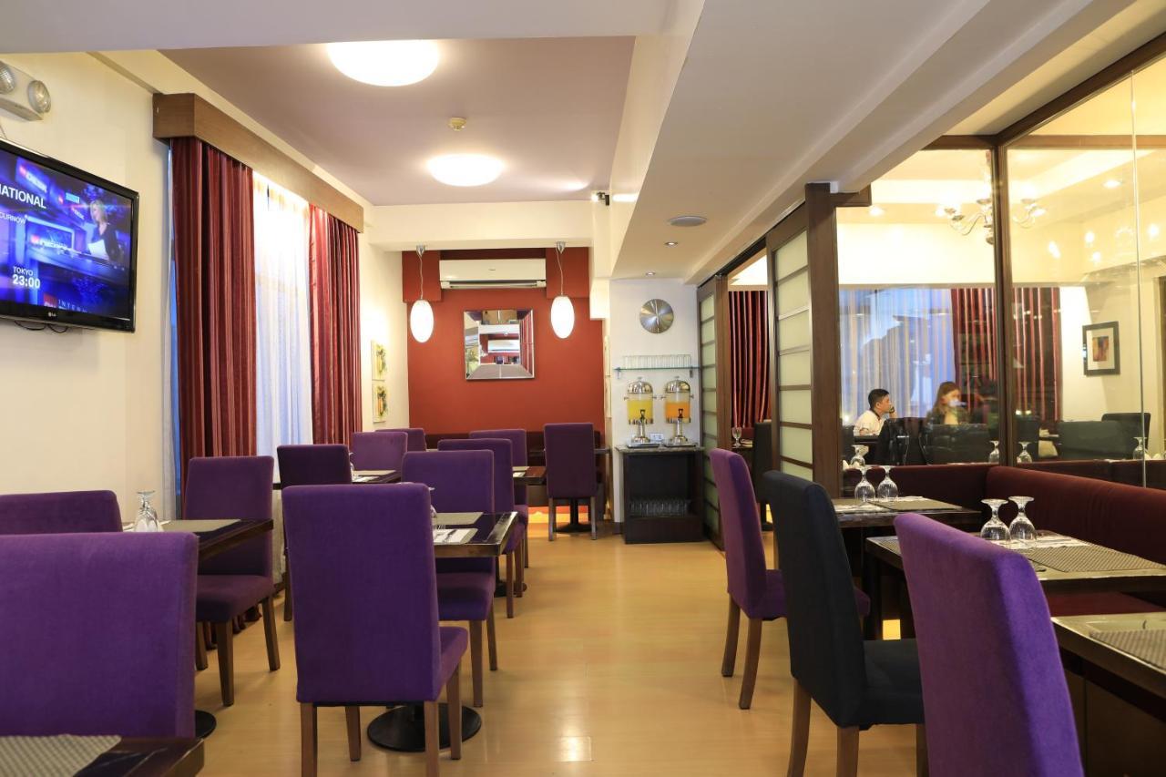 The Malayan Plaza Hotel Pasig City Extérieur photo